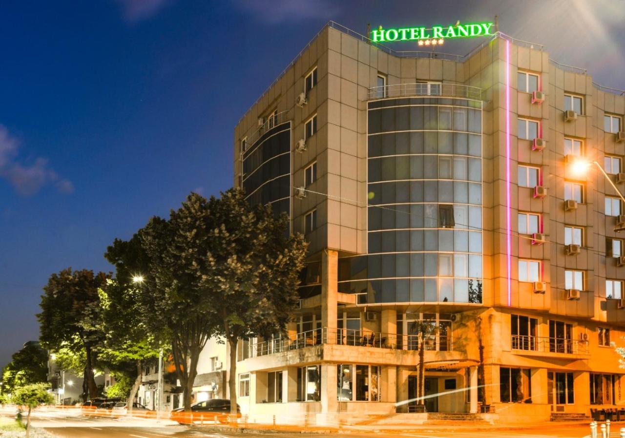 Hotel Randy Köstence Dış mekan fotoğraf