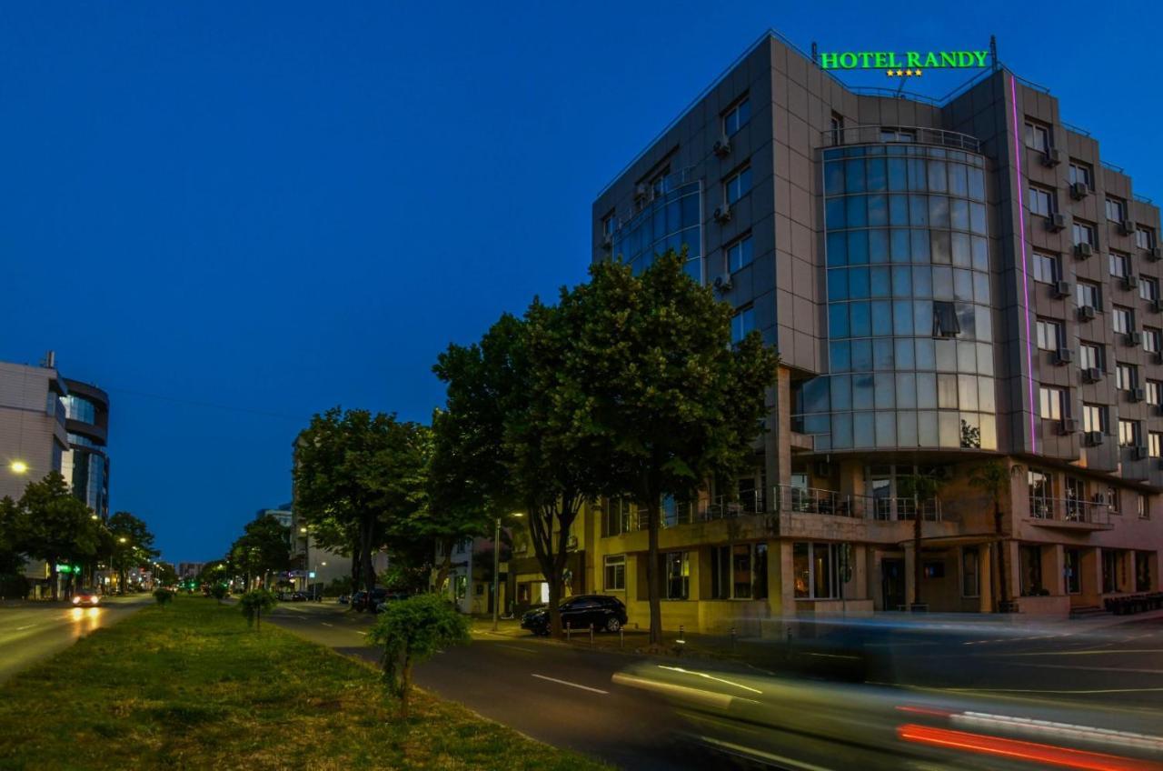 Hotel Randy Köstence Dış mekan fotoğraf