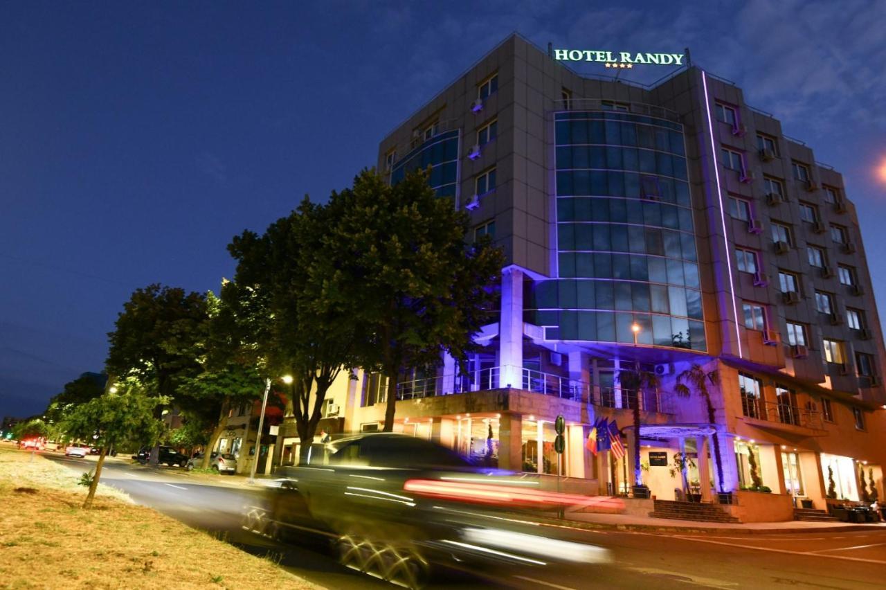 Hotel Randy Köstence Dış mekan fotoğraf